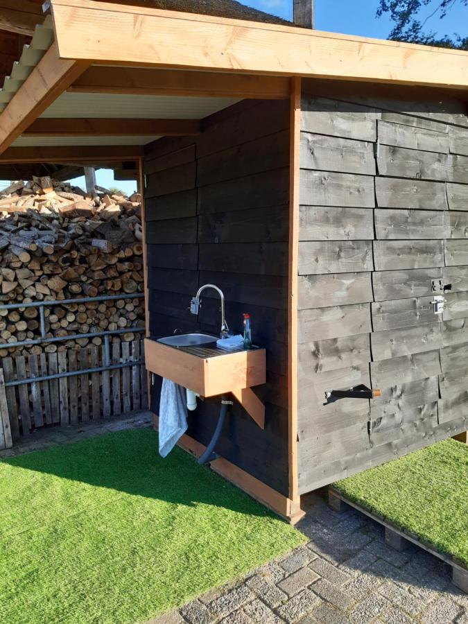 Pipowagen 'Klein Hoonhorst' Apartman Putten Kültér fotó
